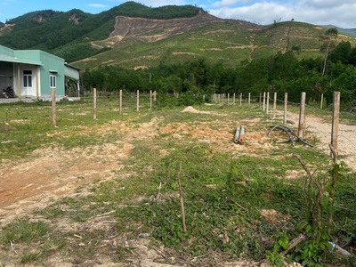 - gia đình cần tiền gấp, bán nhanh 5500m2 đất vườn, xưởng, cận khu quy hoạch công nghiệp. 4