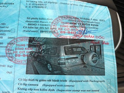 Bán xe toyota landcruiser 2005, số sàn 3