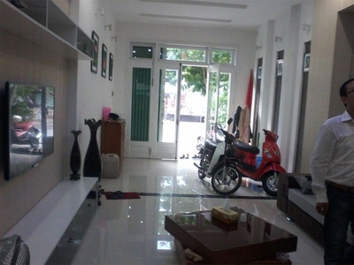 Cho thuê nhà nguyên căn  4x17 3.5 tấm có NTCC khu Bình Phú 4