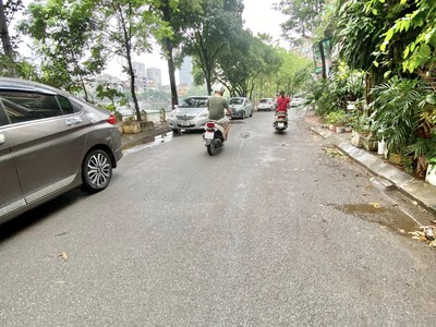 Bán Nhà Phương Mai Đống Đa Vỉa Hè Ô Tô Tránh KD Mọi Nghành Nghề Viu Hồ 6 Tầng Thang Máy. 0