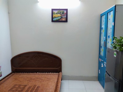 Phòng đủ đồ wc khép kín sạch sẽ 225 Quan Hoa Cầu Giấy 3tr/th 2