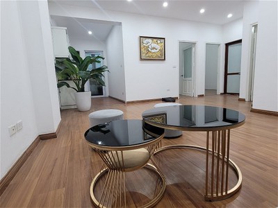 Bán chung cư linh đàm 82m2, 3 phòng ngủ, giá 2.4 tỷ hoàng mai 1