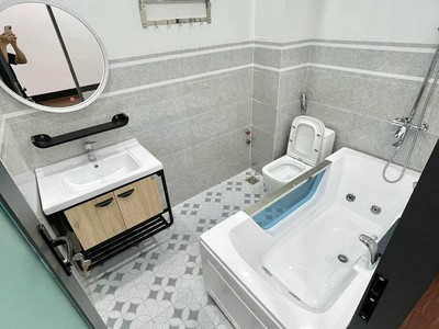 Bán nhà 1 trệt 2 lầu sân thượng,  khu tđc trần quang khải , phường cái khế , quận ninh kiều ,cần thơ 1