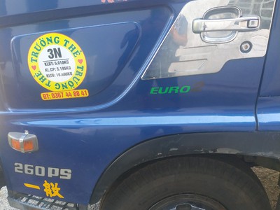 Hino 5,2tấn đời 2004. thùng dài 6,1met 3