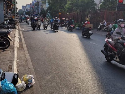 Bán nhà mặt tiền đường ngô quyền - ba tháng hai,  4x15m, 4 tầng, 1 đời chủ, 10.9 tỷ 0