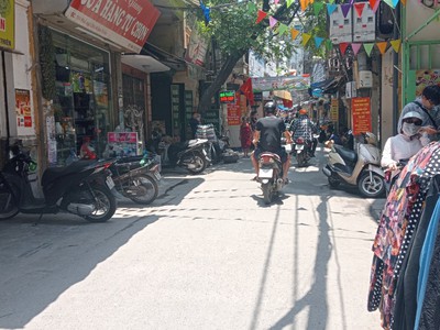 Bán nhà ngõ chợ, khâm thiên, đống đa, dt68m2, mt4m, giá 12 tỷ, ô tô kd. 0