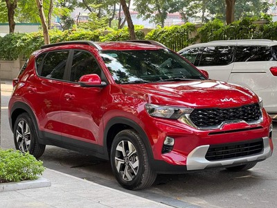 Kia Sonet gầm cao 5 chỗ trong tuần này giá chỉ từ 587 TRIỆU 0