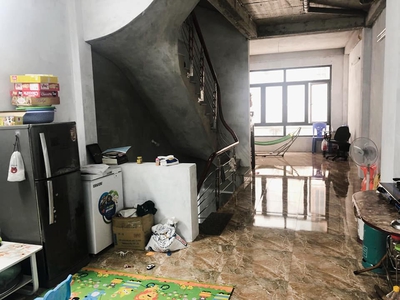Nhà phố hưng phúc. 48m, 3.5tầng, mt4m, 3.4tỷ, nhà to - sổ vuông - nhỏ tiền - ô tô đỗ cửa 2