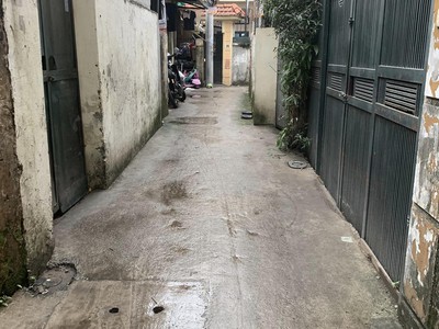 Nhà lạc long quân   tây hồ 45m2 , giá 3,7 tỷ gần phố , gần hồ tây 0