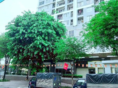 Bán nhà nguyễn khoái quận 4 39m2 nhỉnh 2ty cách xe hơi 5 căn nhà hẻm thông shr 1