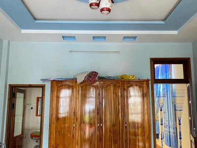 Chính chủ cần bán nhanh nhà 3 tầng tại quyết thắng - tp sơn la 1
