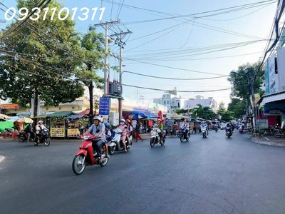 Bán nhà 1 lầu mặt tiền đường số 17 kdc thới nhựt , ngay chợ an khánh thuận tiện mua bán . 1