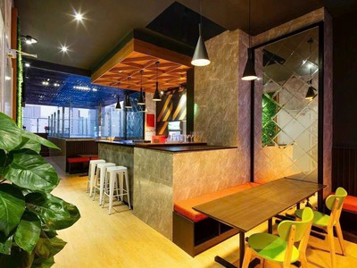 Bán khách sạn 3  mặt tiền đường Biệt Thự - Nha Trang - Cách biển 200m 0