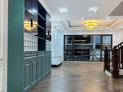 Nhà đẹp lõi Bồ Đề xây mới, ô tô thông, sát phố, nội thất Đức, 77m2x 6t thang máy, 13 tỷ 8 1