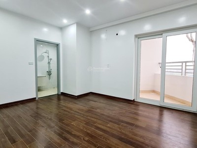 Chính Chủ Bán Lại Căn Hộ 134,5M2 Đang Cải Tạo Nội Thất 200TR Gía Bán Lại Nhỉnh 3 TỶ Bao Phí 2