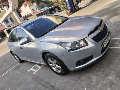 Em bán thu hồi vốn Chevrolet Cruze SX 2011 xe đẹp 1