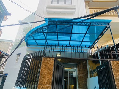 Bán nhà xây mới tinh mặt ngõ chợ hàng cũ, 59m 4 tầng sân cổng riêng, giá 3.95 tỉ 0