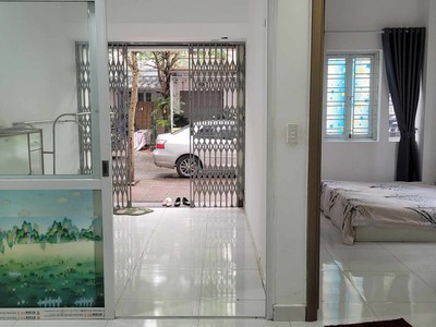 Cho thuê căn tầng 1 chung cư 2 ngủ ô tô đỗ cửa 2