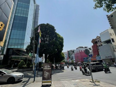 Cho Thuê Nhà Chính Chủ Góc 2 Mặt Tiền Phan Đăng Lưu, Sàn Trống Suốt, Kinh Doanh Tự Do 2