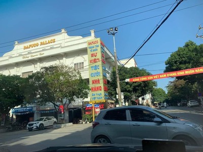 Bán nhà vị trí đẹp băng 1 phố châu phong- việt trì 1