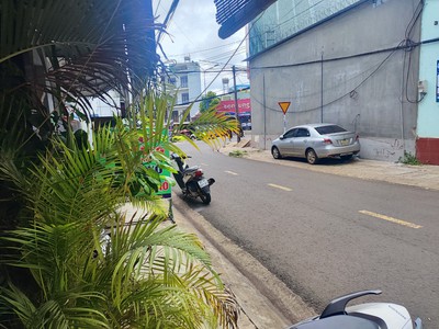 Cần bán nhanh nhà mặt tiền đường phan đình giót, phường hoa lư, tp pleiku, gia lai 3