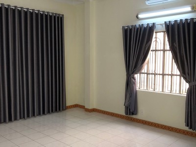 Cho thuê nhà 3 tầngx 65m2 K/oto 5m Nguyễn Văn Linh , Thanh Khê,Đà Nẵng chỉ 10tr 3