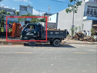 Bán nền mặt tiền đường xuân hồng , phường an bình . dt 100m2 . sổ hồng 0