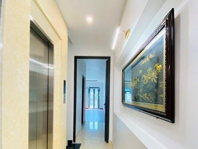 Bán nhà mặt đường hoàng minh thảo, diện tích 67m 4 tầng mới, thang máy, giá 9.5 tỉ 1