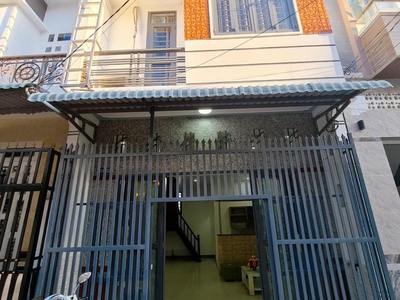 Cần thanh lý gấp nhà mới 96m2 mỹ hạnh nam giá 550tr, shr chính chủ 0