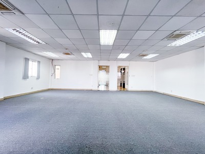 Văn Phòng Tân Bình- Đường Lê Trung Nghĩa 80m2 2