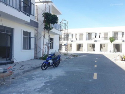Bán nhà phố giá bình dân, nằm trong khu đô thị thông minh 5F Apollo 3