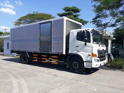 Xe tải Hino FG Thùng Kín 8m9 5