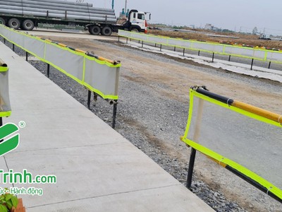 Lưới PVC may viền bấm khuy theo yêu cầu 3