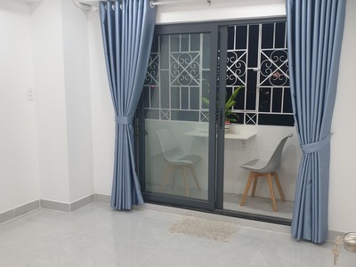 Hạ chào 2 tỷ còn 7,9 -50 m2 tân bình- cách mạng tháng tám- nhà mới 5 tầng    hẻm nhựa xe hơi tránh . 2