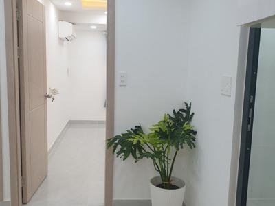 Hạ chào 2 tỷ còn 7,9 -50 m2 tân bình- cách mạng tháng tám- nhà mới 5 tầng    hẻm nhựa xe hơi tránh . 4