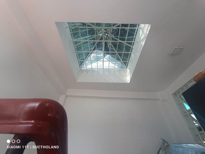Cần tiền bán nhanh 2 sim chính chủ tứ 2 và tứ 0 đầu 09 nét căng 1783