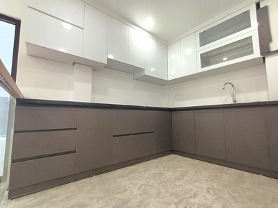 Bán nhà 6 tầng ngọc thuỵ, dt sd 68m, giá hơn 7 tỷ. 2