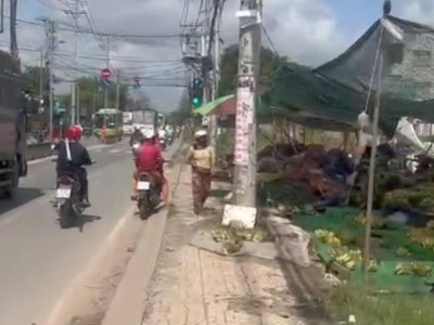 Bán đất  mt nguyễn văn bứa hóc môn 8000 m, 14,5 tr  1 mét 0
