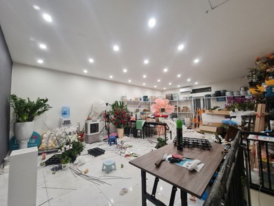 Cho thuê mặt bằng kinh doanh ở đường Láng 5