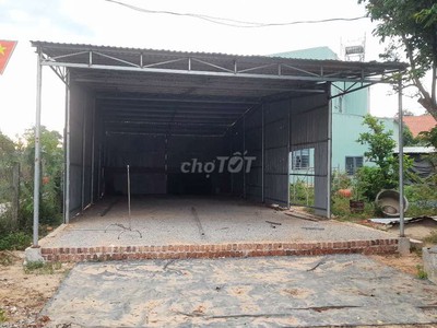 Cho thuê kho xưởng mặt tiền khu lưu niệm võ chí công, xã tam xuân i, huyện núi thành, quảng nam 0