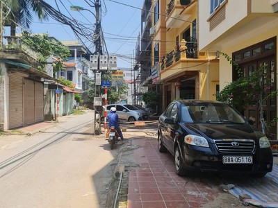 Bán đất ngọc thuỵ, 82m, lô góc, gần oto, giá nhỉnh 3 tỷ thương lượng. 2
