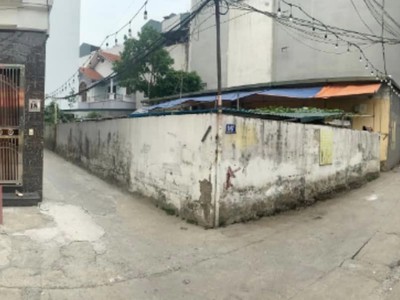 Siêu hiếm   bán đất ngõ 252 ngọc thuỵ, 70m, oto fotuner đỗ cổng, giá 3 tỷ 2 còn thương lượng. lh: 0