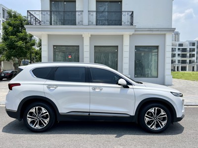 Bán xe hyundai santafe xăng 2.4 đặc biệt sản xuất 2019 chạy 6v km full lịch sử hãng dương đình nghệ 1