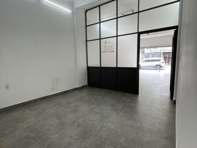 Cho thuê mặt bằng kinh doanh đường nguyễn kiệm, p.9, quận phú nhuận 2