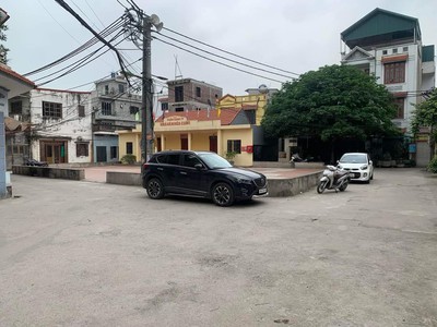 Chính chủ bán gấp mảnh đất 54m , giá 1.8 tỷ   có thương lượng   , mặt tiền 4.5m . sổ đỏ cất két ô 1