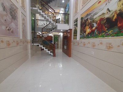Bán nhà 5 tầng  mặt tiền đường 12m  413 lê văn quới bình tân 8.5 tỷ 1