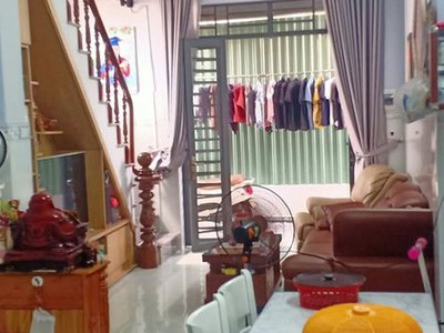 Bán nhà 1 trệt 1 lầu ngay big C Đông Hoà, Dĩ An. 2