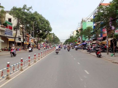 Cho thuê 3000m2 đất mặt tiền q6 nguyễn văn luông, phường 11, quận 6, tp hồ chí minh 0