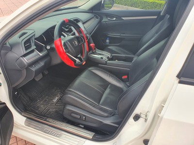Honda civic 2018 bản E 5