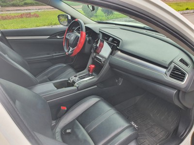 Honda civic 2018 bản E 4